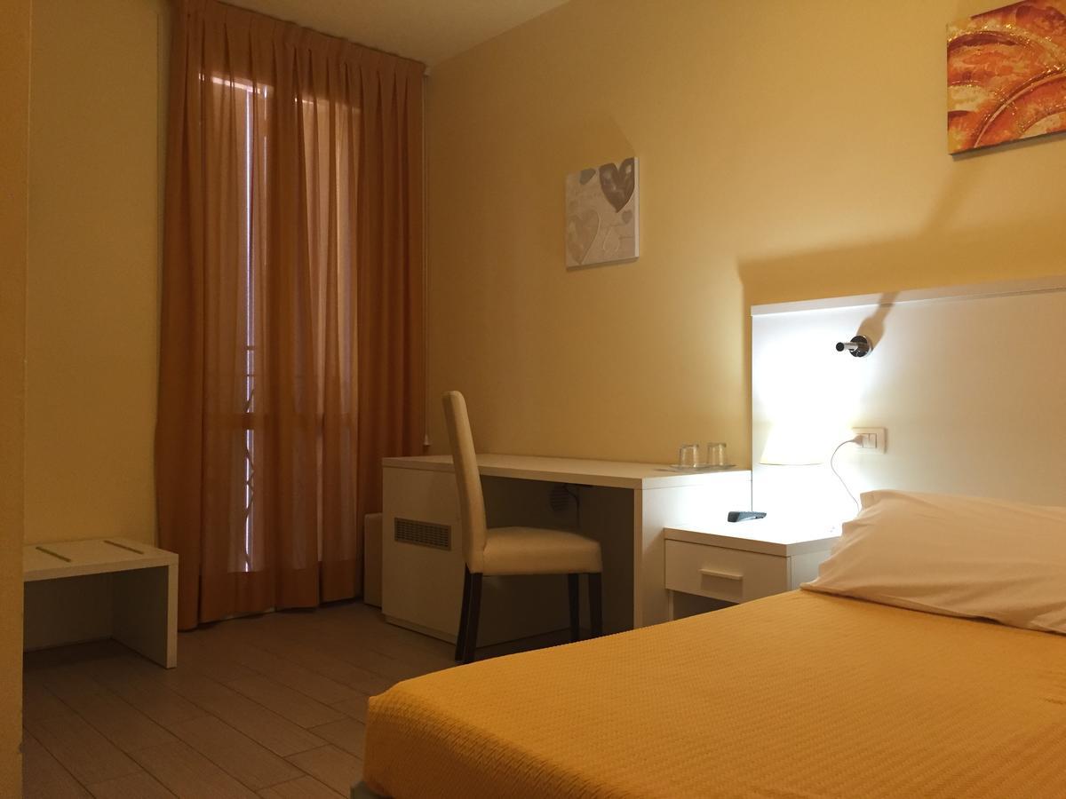 Hotel Soresina Luaran gambar